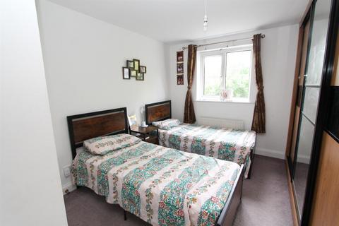 6 Manatee Place, Wallington, SM6 7AL