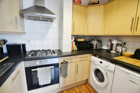 1 bedroom apartment to rent, Bath Road, Totterdown