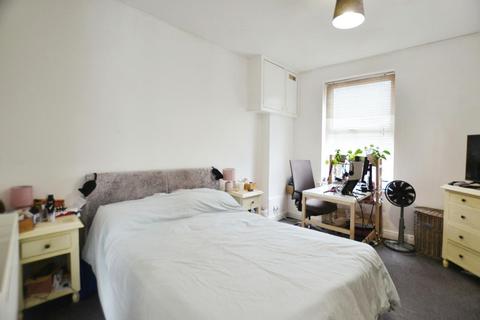 1 bedroom apartment to rent, Bath Road, Totterdown