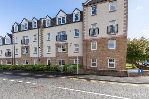 3 bedroom flat for sale, Rosslyn Avenue, Perth