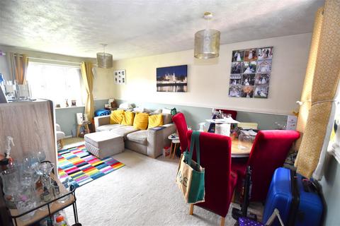 1 bedroom apartment for sale, Sandon Close, Rochford
