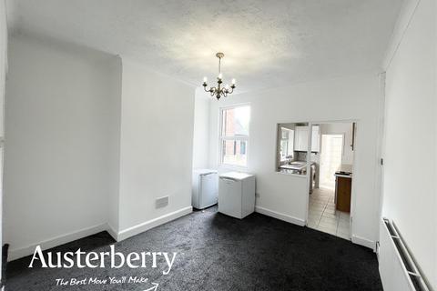 3 bedroom terraced house to rent, Duke Street, Stoke-On-Trent ST4