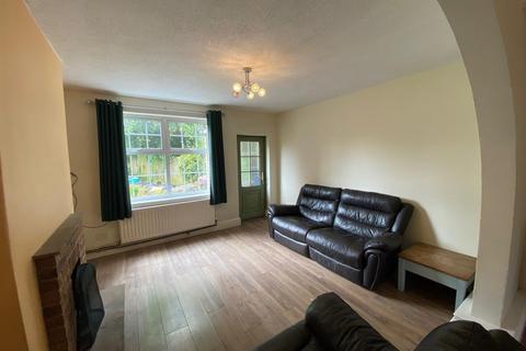 2 bedroom end of terrace house to rent, Cheadle Road, Uttoxeter ST14