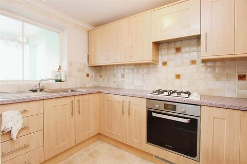 340 Beechings Way, Rainham, Gillingham, ME8 7BG