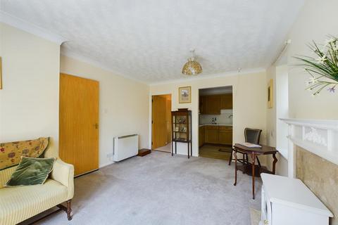 2 bedroom cottage for sale, Ashdown Court, Cromer