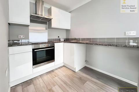 2 Bulphan Close, Wickford, SS12 9HS