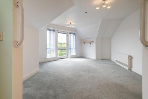 2 bedroom flat for sale, Airfield Road, Bury St. Edmunds