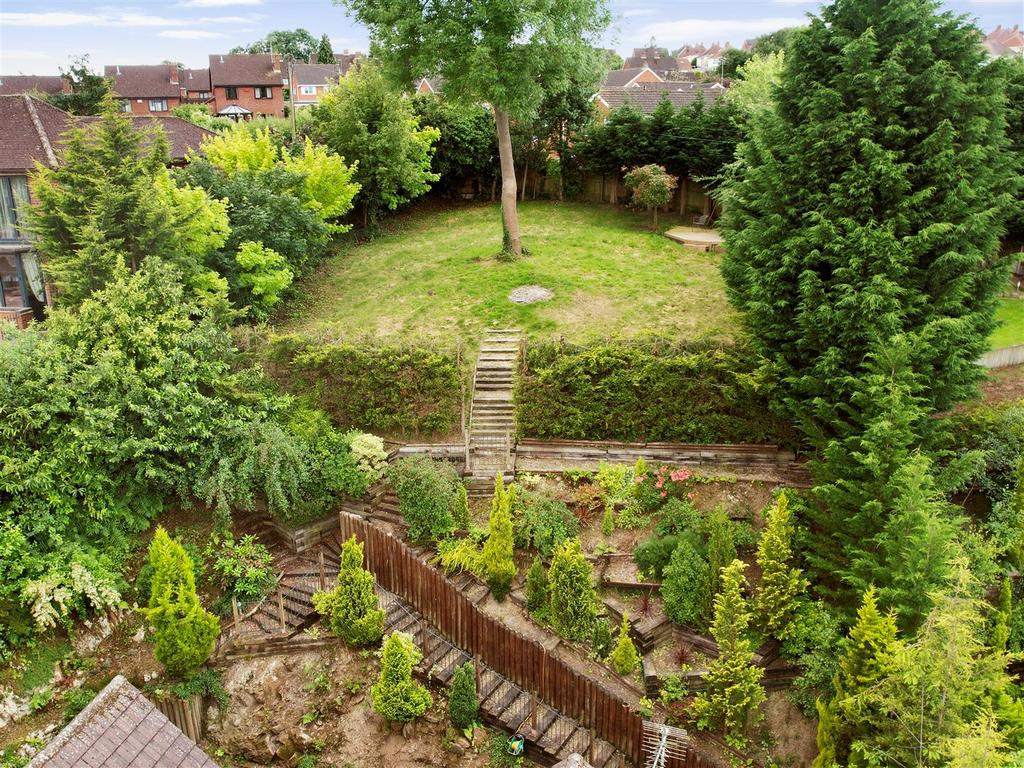 Garden Aerial