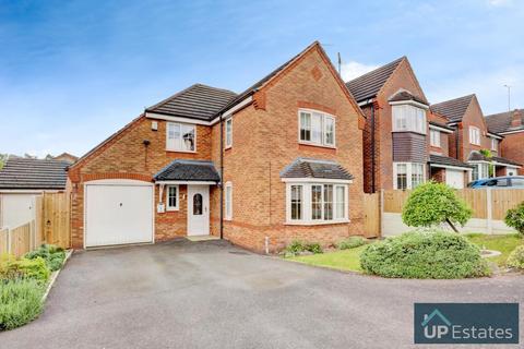 12 Coombe Drive, Nuneaton, CV10 9DD