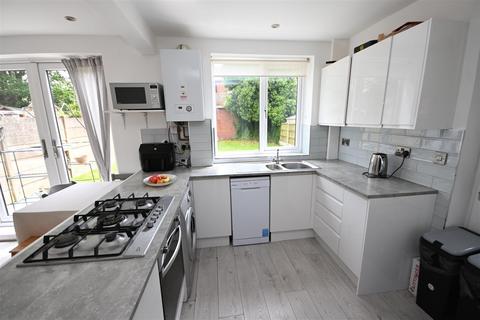 8 Allenby Grove, Westhoughton, Bolton, BL5 2AQ