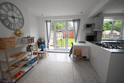 8 Allenby Grove, Westhoughton, Bolton, BL5 2AQ