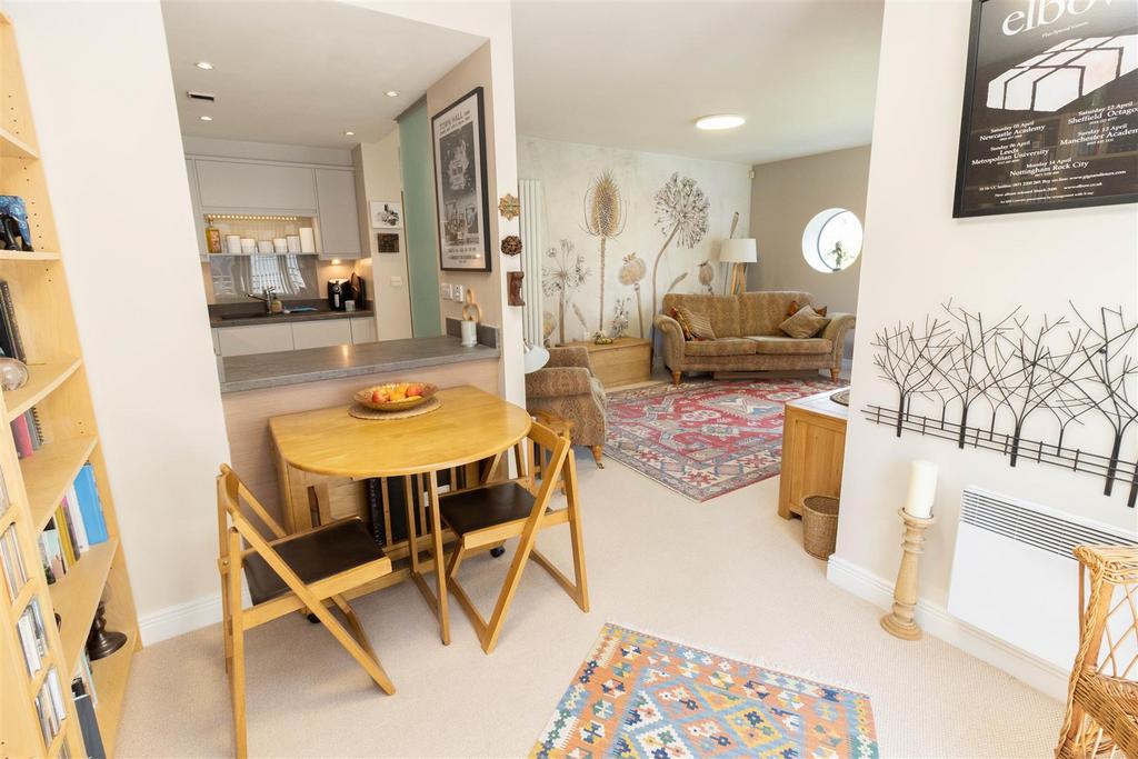 Lounge Dining Room