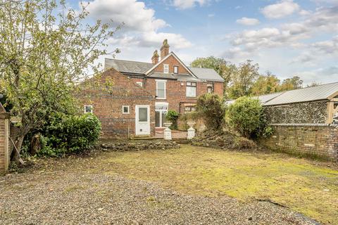 3 bedroom semi-detached house for sale, Brettell Lane, Brierley Hill, DY5 3LT