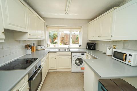 4 bedroom detached house for sale, Appenine Way, Leighton Buzzard