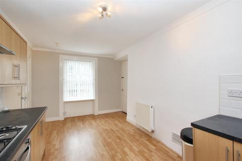 2 bedroom flat for sale, High Street, Lanark