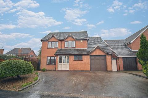 4 bedroom detached house for sale, Windrush Drive, Hinckley