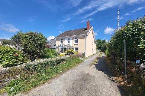 4 bedroom end of terrace house for sale, St. Davids Road, Letterston, Haverfordwest