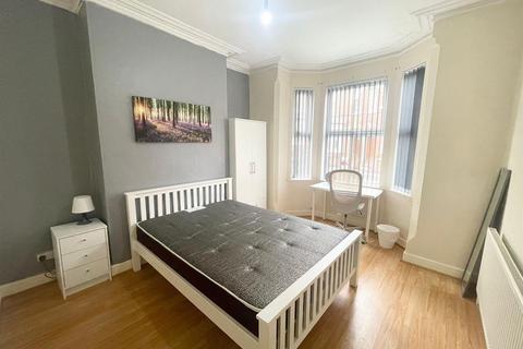 5 bedroom terraced house to rent, *£100pppw* Maples Street, Nottingham