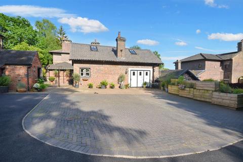 undefined, Park Drive, Trentham