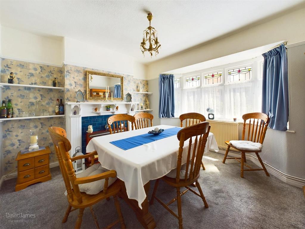 Dining Room.jpg