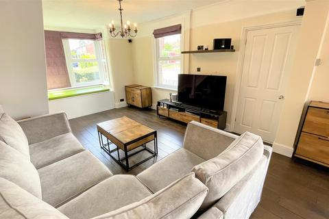 3 bedroom end of terrace house for sale, Oakley Terrace, Stockwell Lane, West Cheshunt