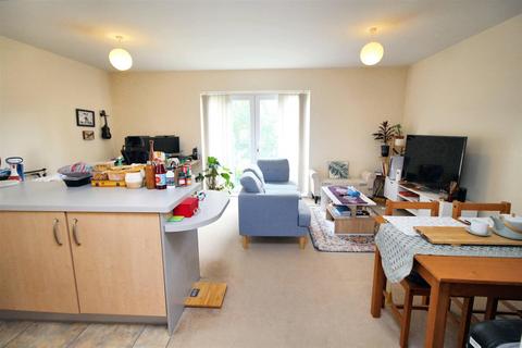 2 bedroom flat for sale, Hassocks Close, Beeston