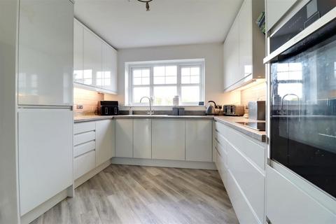 7 Broadley Croft, Welton, Brough, HU15 1TD