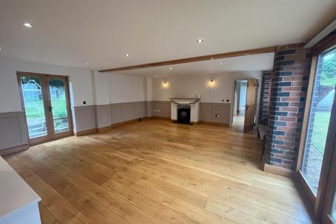 6 bedroom house to rent, Coughton Fields Lane, Alcester B49