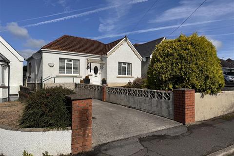 2 bedroom detached bungalow for sale, Wernddu Road, Ammanford