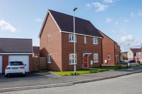 3 bedroom detached house for sale, Darton Way, Buntingford SG9