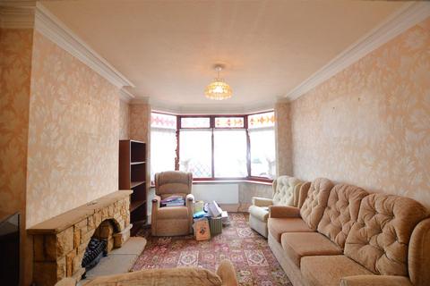 3 bedroom semi-detached house for sale, Henry Road, Slough