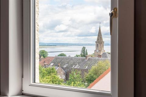 14 Hill Road, Newburgh, Cupar, KY14 6AA