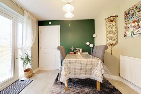 63 Broad Avenue, Hessle, HU13 0FH