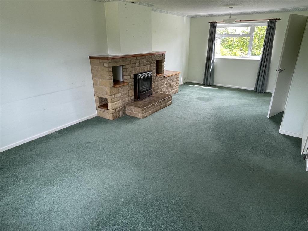 Sitting Room.JPG