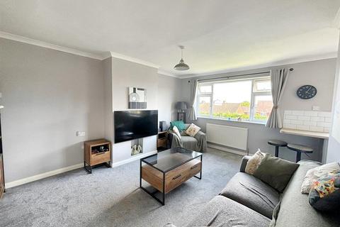 2 bedroom flat for sale, Brodrick Road, Eastbourne