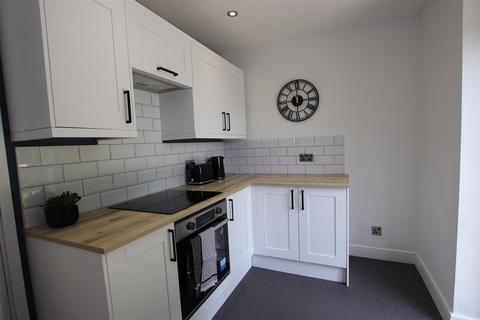 14 Alanby Drive, Bradford, BD10 9JF