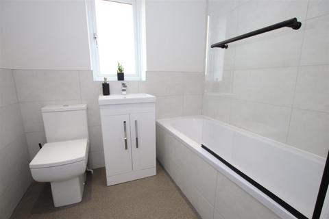 14 Alanby Drive, Bradford, BD10 9JF