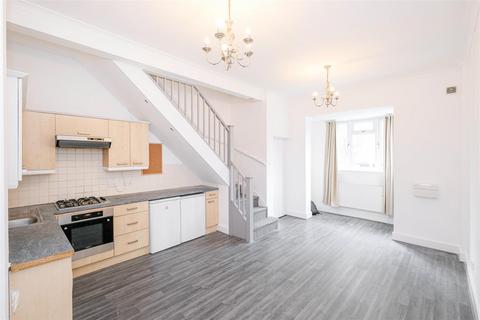 1 bedroom house to rent, Prospect Road, Woodford Green