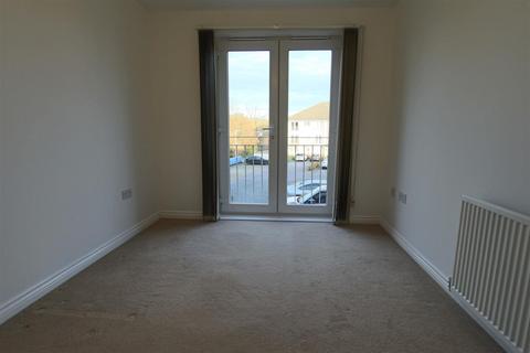 2 bedroom flat to rent, McDonald Street, Dunfermline