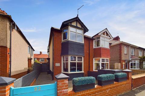 3 bedroom semi-detached house for sale, Queens Road, Whitley Bay