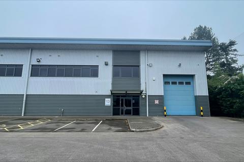 Industrial unit to rent, Unit 13, Finepoint, Finepoint Way, Walter Nash Road, Kidderminster, Worcestershire, DY11 7FB
