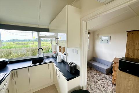 2 bedroom detached bungalow for sale, North West Riverbank, Potter Heigham NR29