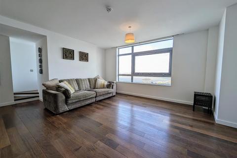 1 bedroom apartment to rent, Beetham Tower, Old Hall Street