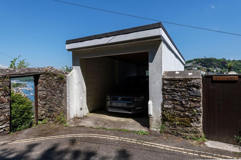 Garage - Woodend, Above Town, Dartmouth