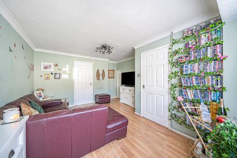 3 bedroom terraced house for sale, Oakfield, Surrey GU21