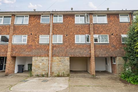 4 bedroom terraced house for sale, Stoughton Road, Guildford, Surrey, GU2