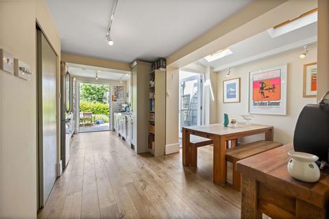21 Victor Road, London, NW10 5XB