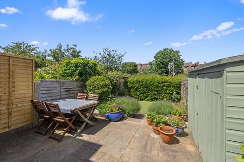 21 Victor Road, London, NW10 5XB