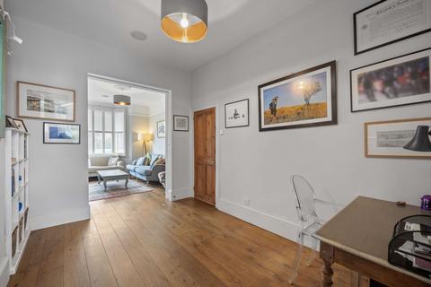 21 Victor Road, London, NW10 5XB