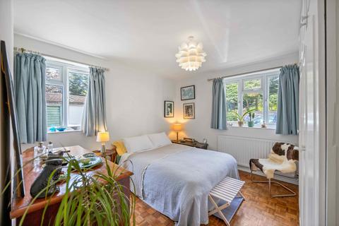 2 bedroom detached house for sale, Marlow Court, 221 Willesden Lane, NW6